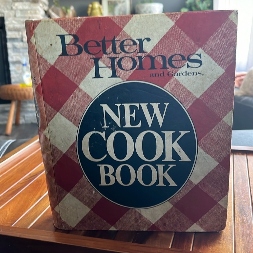 Vintage 1981 hardcopy Better Homes & Gardens New Cookbook​